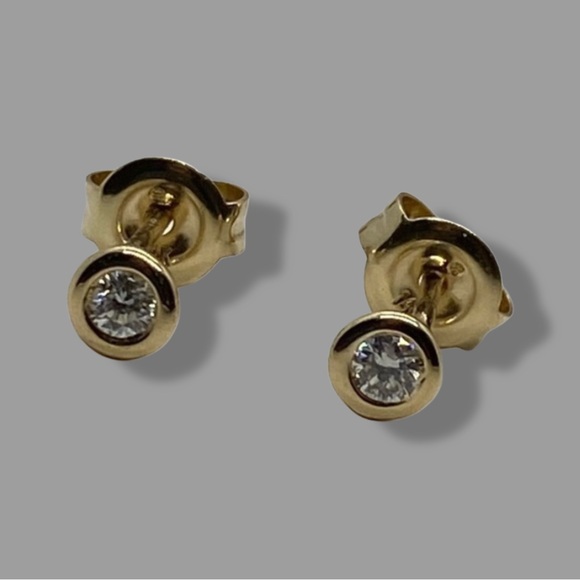 14K Yellow Gold & Diamond | Stud Earrings - Picture 4 of 6